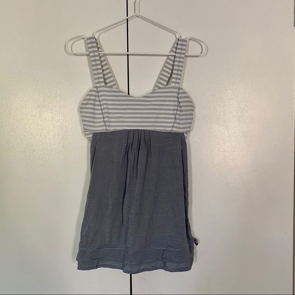 Lululemon striped workout tank with built in bra